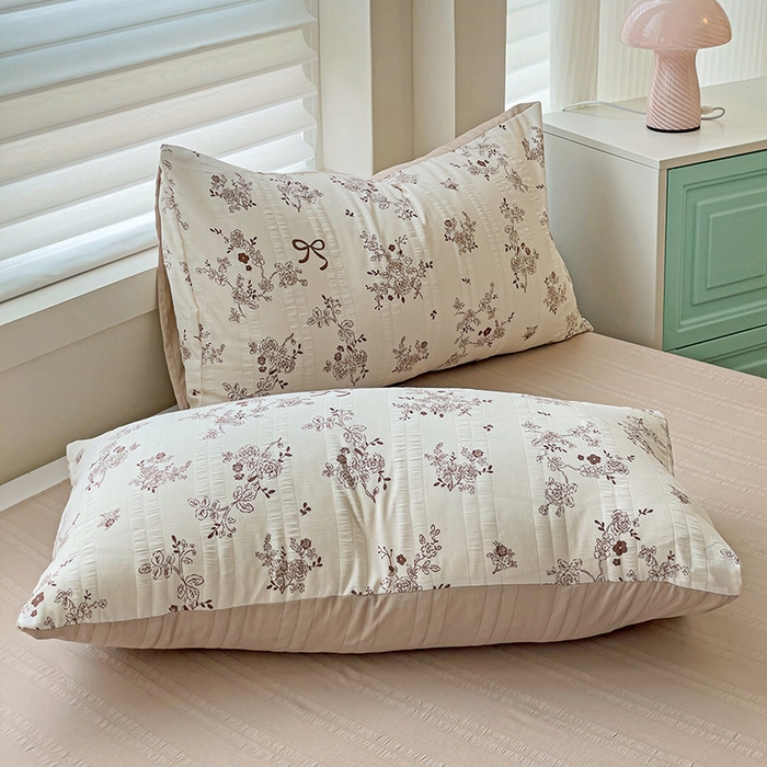 91家纺网 家纺一手货源 找家纺 优选良品 2025新款有氧提花云纱棉圆角吊边工艺款四件套学生三件套 疏影