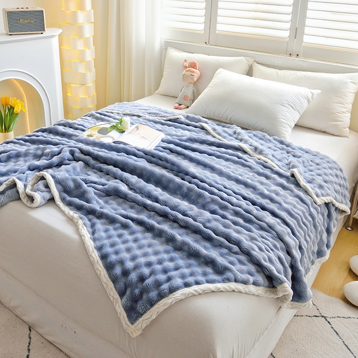 91家纺网 家纺一手货源 找家纺 启优家纺 2024新款仿兔毛泡泡绒毛毯兔兔绒毛毯法兰绒毛毯 灰蓝