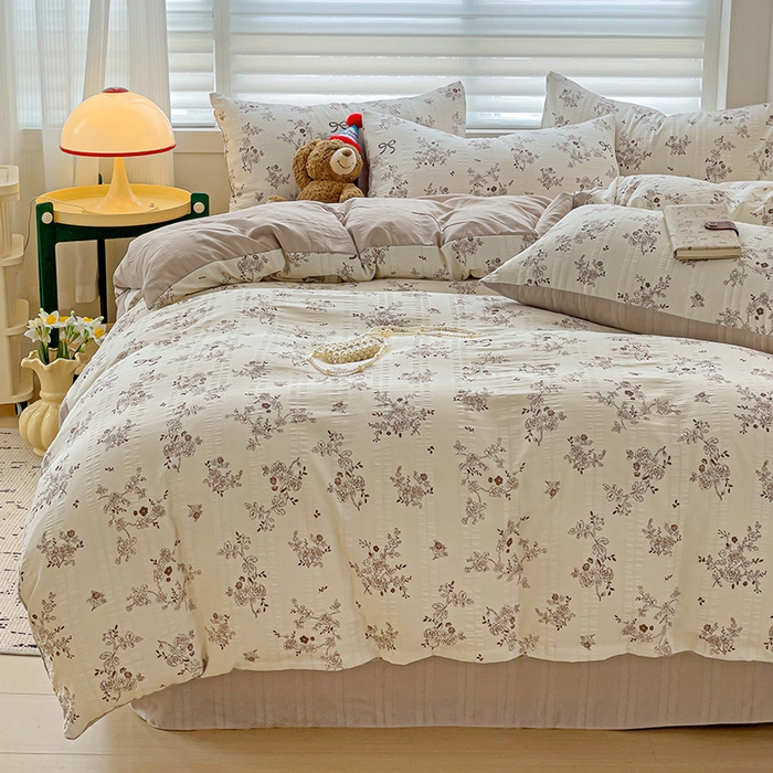 91家纺网 家纺一手货源 找家纺 优选良品 2025新款有氧提花云纱棉圆角吊边工艺款四件套学生三件套 疏影