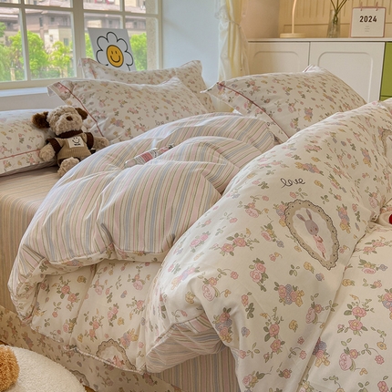 91家纺网 家纺一手货源 找家纺 （总）乐童家纺 2024新款直播爆款13070纯棉印花吊边款一字绣四件套第九波