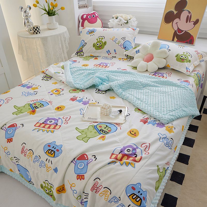 91家纺网 家纺一手货源 找家纺 一米阳光 2024新款卡通春夏棉加豆豆被 巴斯光年蓝棉加豆豆被