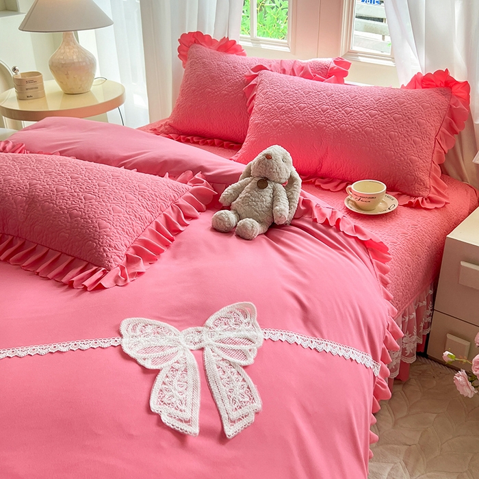 91家纺网 家纺一手货源 找家纺 唐人居 2025新款韩式花边蝴蝶结床盖四件套-浪漫满屋 浪漫满屋-红玉
