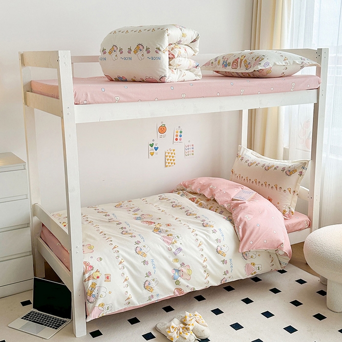 91家纺网 家纺一手货源 找家纺 金鑫汇家纺 2024新款全棉宿舍印花三件套第一批 糖水日记