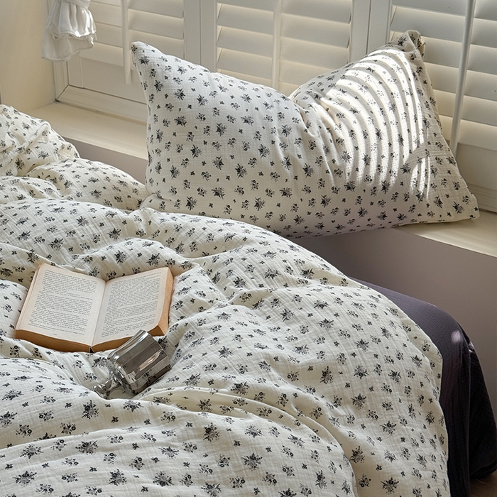 91家纺网 家纺一手货源 找家纺 萝莉家纺 2025新款全棉双层皱皱纱四件套（第三批） 小黑花