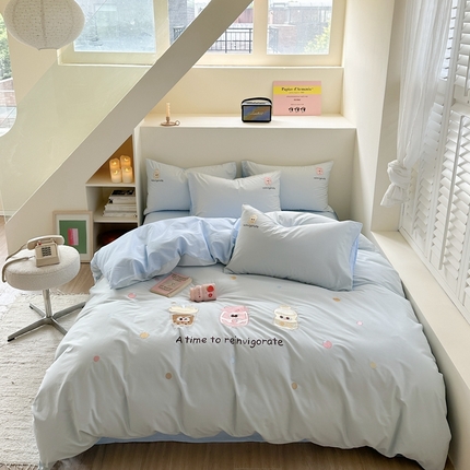 眠屿家纺 2024新款40支全棉水洗棉平绣绣花四件套 开心饮料-蓝