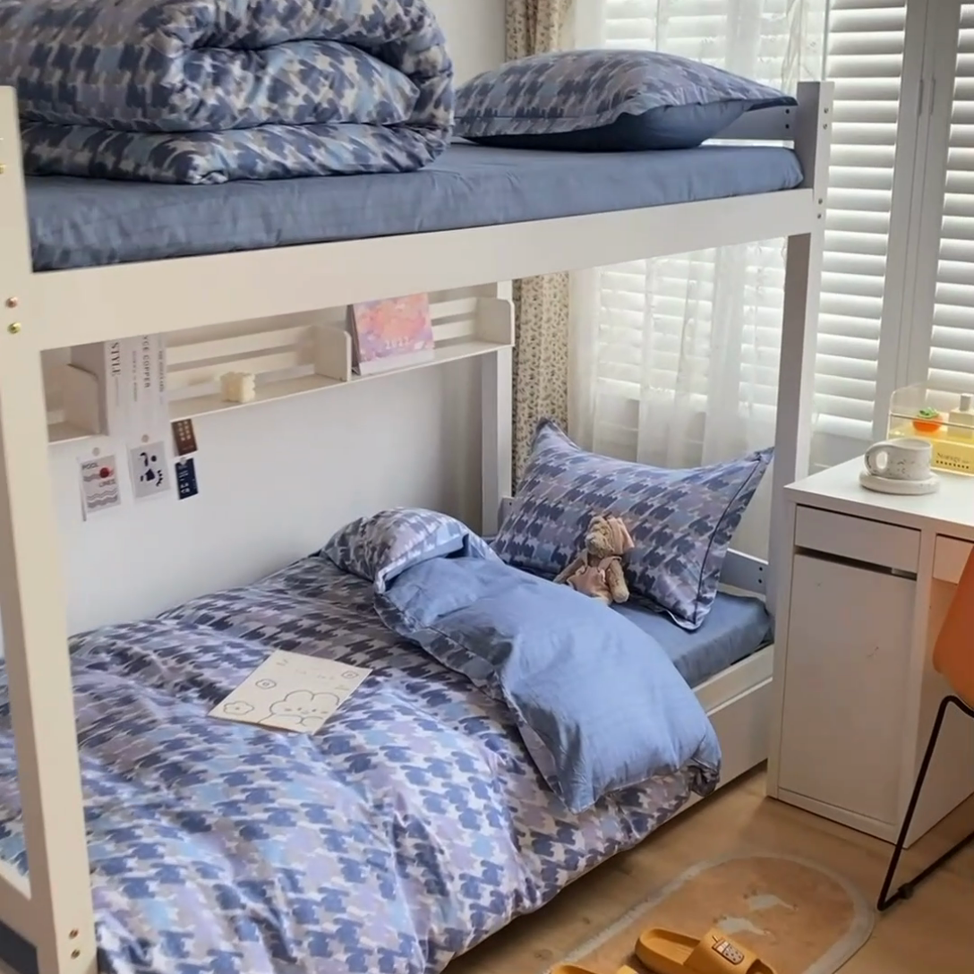 91家纺网 家纺一手货源 找家纺 金鑫汇家纺 2024新款全棉宿舍印花三件套第一批 千与千寻