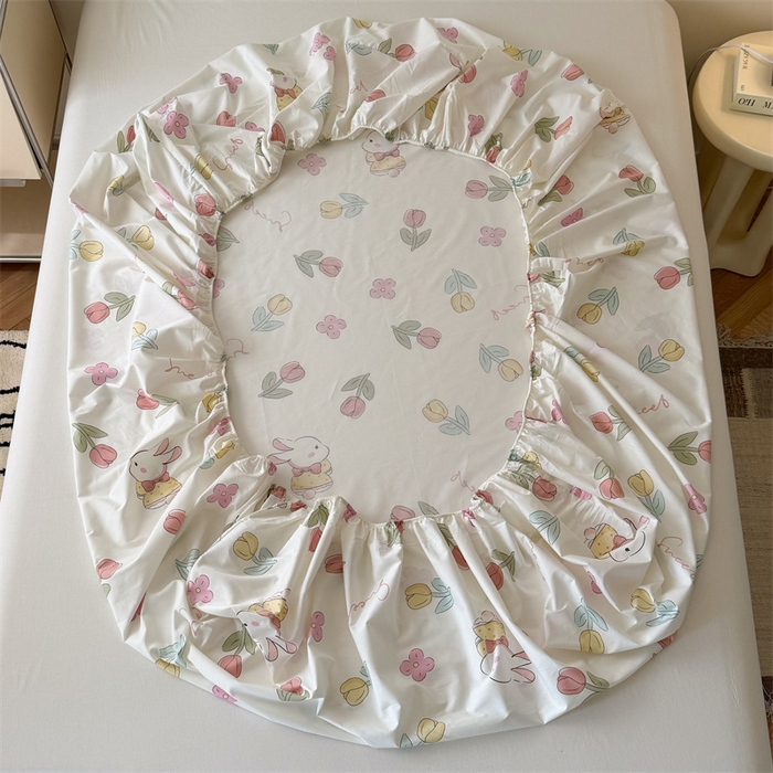 91家纺网 家纺一手货源 找家纺 名兮家居 2024新款全棉卡通印花床笠 春意恋