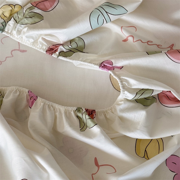 91家纺网 家纺一手货源 找家纺 名兮家居 2024新款全棉卡通印花床笠 春意恋