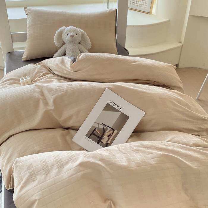 91家纺网 家纺一手货源 找家纺 金鑫汇家纺 2024新款A类长绒棉提花学生套件 纵横阡陌