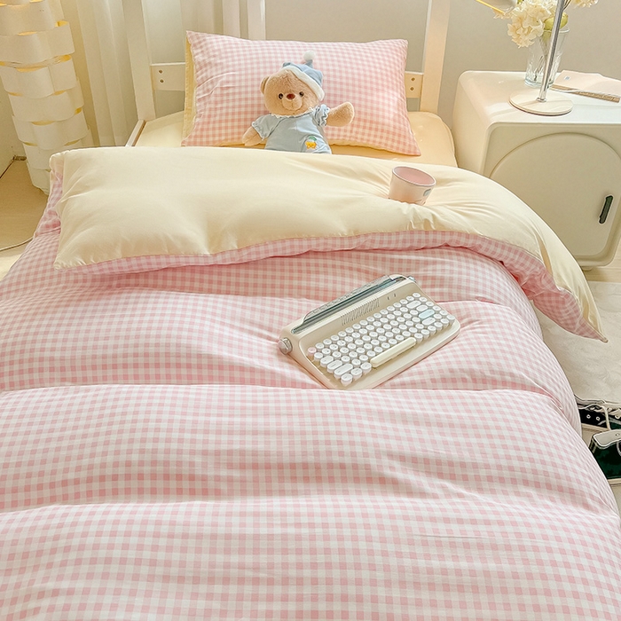 91家纺网 家纺一手货源 找家纺 眠帛家居 2024新款A类学生三件套奶油风小清新毛巾绣暖心系列水洗棉床上用品四件套 暖心-少女粉格