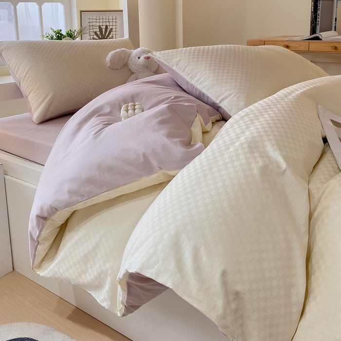 91家纺网 家纺一手货源 找家纺 金鑫汇家纺 2024新款A类长绒棉提花学生套件 奶昔白+淡紫