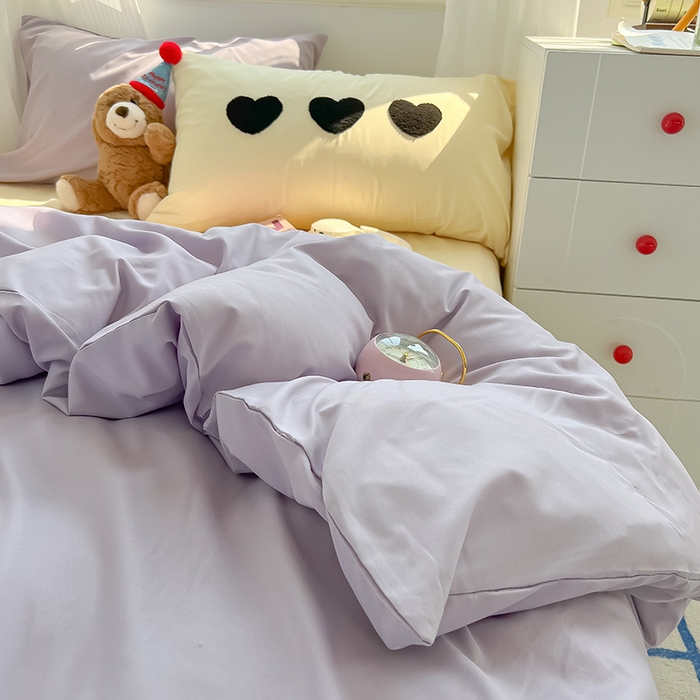 91家纺网 家纺一手货源 找家纺 眠帛家居 2024新款A类奶油风小清新毛巾绣暖心系列水洗棉床上用品三件套四件套 暖心-香芋紫