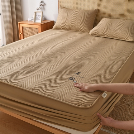 91家纺网 家纺一手货源 找家纺 鑫顺欣 2025新款无染水洗棉夹棉床笠 香槟咖