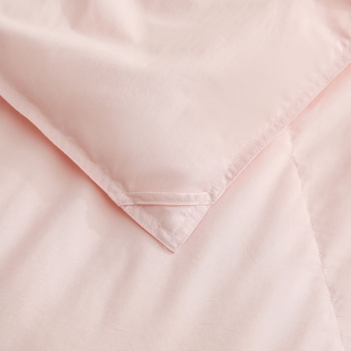 91家纺网 家纺一手货源 找家纺 俏企鹅 2025新款100支可水洗云柔棉羽绒被夏被夏凉被空调被子被芯 樱花粉