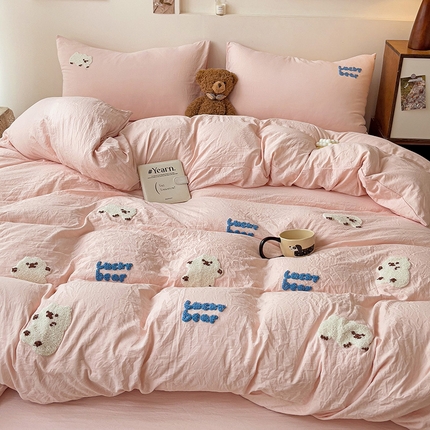 91家纺网 家纺一手货源 找家纺 （总）韩巢家纺 2024新款四季通用超柔水洗棉毛巾绣四件套-小白熊系列（提供卖家秀）