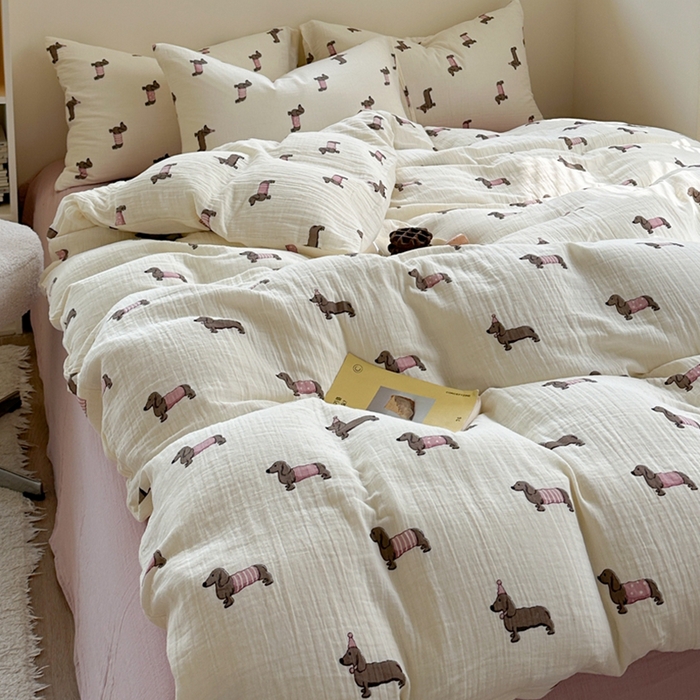 91家纺网 家纺一手货源 找家纺 萝莉家纺 2025新款全棉双层皱皱纱四件套（第三批） 腊肠狗粉