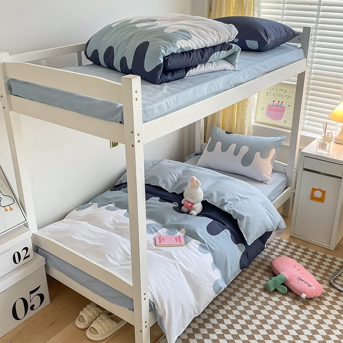 91家纺网 家纺一手货源 找家纺 金鑫汇家纺 2024新款全棉宿舍印花三件套第一批 奶油蓝