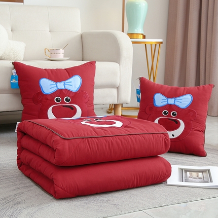 91家纺网 家纺一手货源 找家纺 乐坊  2024新款贴布绣抱枕被 happy大耳朵熊