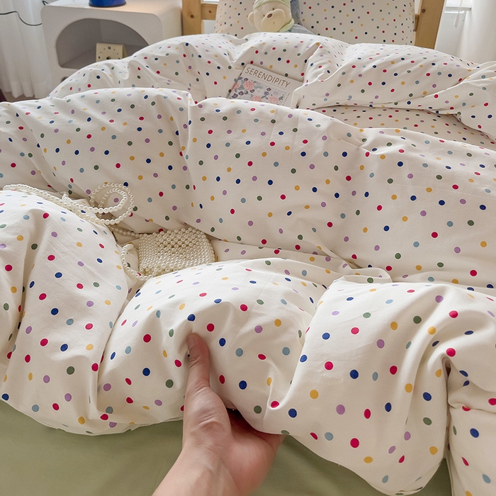 91家纺网 家纺一手货源 找家纺 梦家居 2024新款全棉简约风学生宿舍三件套 彩色点点