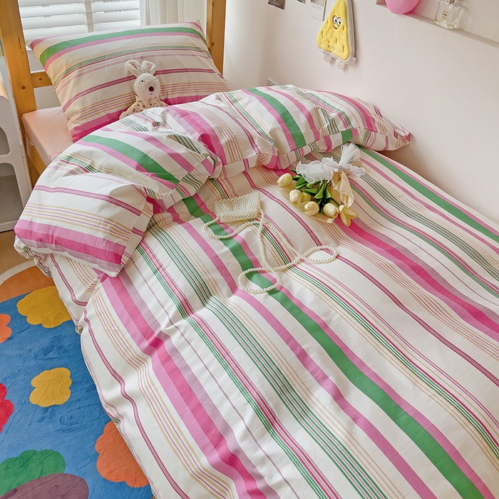 91家纺网 家纺一手货源 找家纺 梦家居 2024新款全棉简约风学生宿舍三件套 彩虹条纹