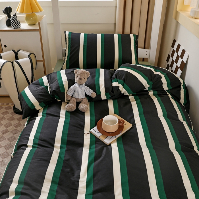 91家纺网 家纺一手货源 找家纺 梦家居 2024新款全棉简约风学生宿舍三件套 梦幻森林