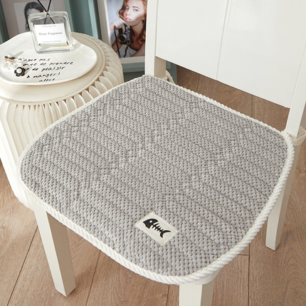 91家纺网 家纺一手货源 找家纺 （总）爱家居 2024新款灯芯绒马蹄形加厚家用餐椅坐垫可水洗垫子餐椅垫简约现代