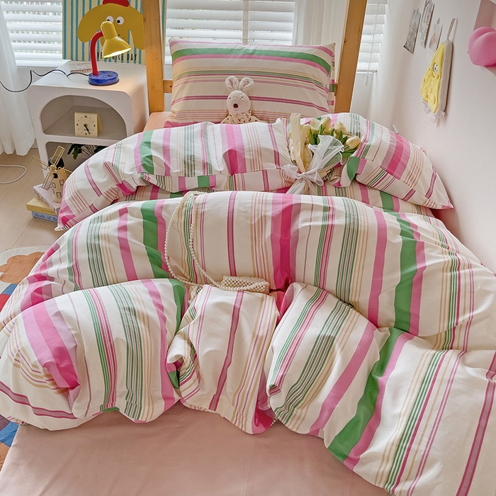 91家纺网 家纺一手货源 找家纺 梦家居 2024新款全棉简约风学生宿舍三件套 彩虹条纹