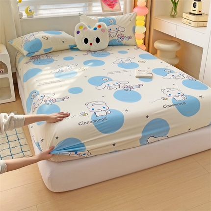 91家纺网 家纺一手货源 找家纺 名兮家居 2024新款三丽鸥全棉印花床笠【含防伪标】 圈圈玉桂狗