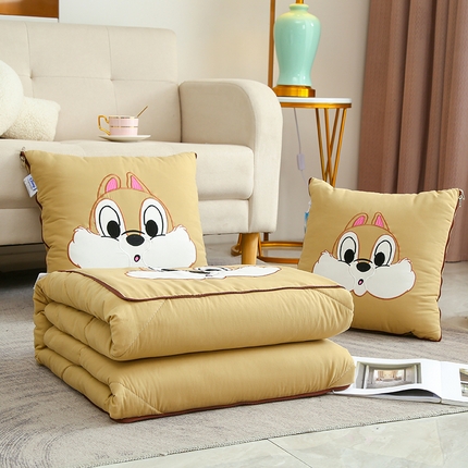 91家纺网 家纺一手货源 找家纺 （总）乐坊  2024新款贴布绣抱枕被