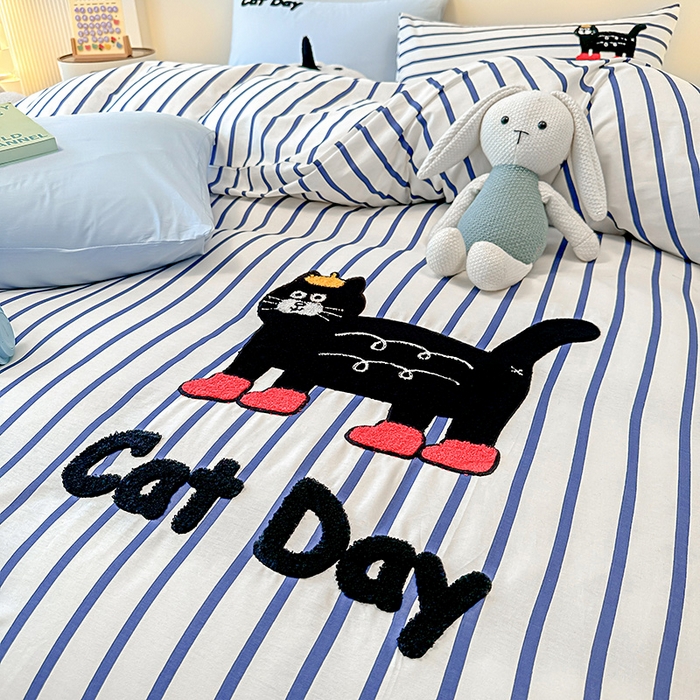 91家纺网 家纺一手货源 找家纺 大境 2024新款毛巾绣全棉纯棉学生三件套四件套 幸运猫-蓝条