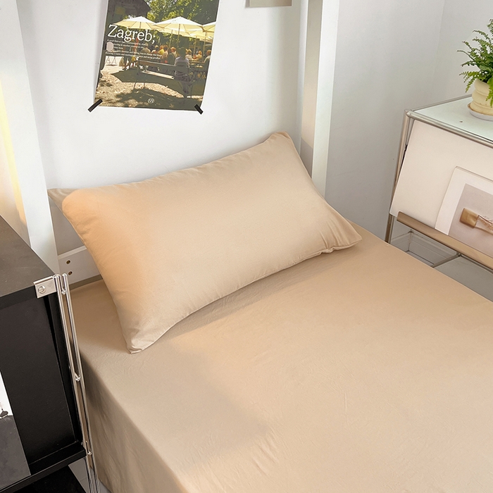 91家纺网 家纺一手货源 找家纺 贝拉梦家纺 2024新款褶皱炒鸡糯纯色水洗棉学生床三件套 可可蛋奶