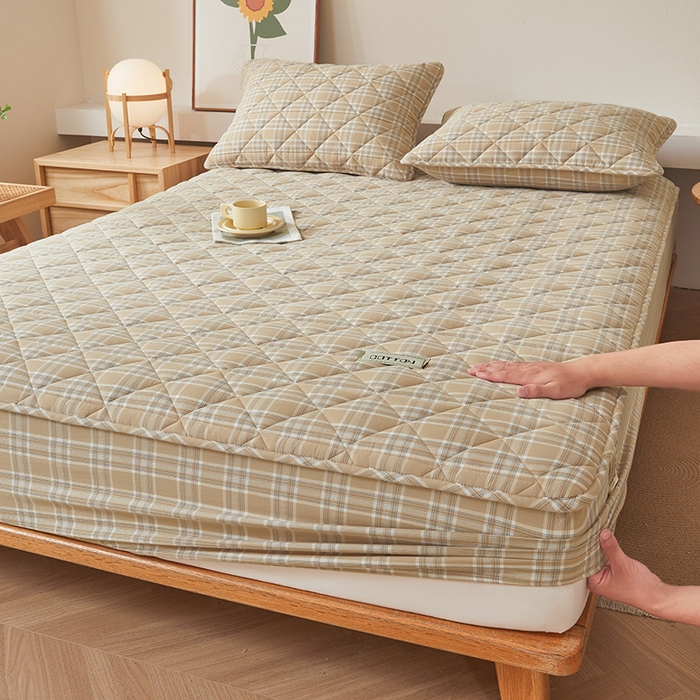 91家纺网 家纺一手货源 找家纺 3C 2024新款全棉水洗棉色织大豆夹棉抗菌床笠 花漾浅卡