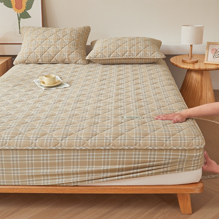 91家纺网 家纺一手货源 找家纺 3C 2024新款全棉水洗棉色织大豆夹棉抗菌床笠 花漾浅卡