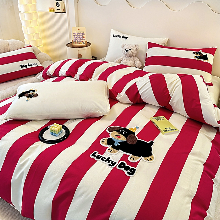 91家纺网 家纺一手货源 找家纺 大境 2024新款毛巾绣全棉纯棉学生三件套四件套 幸运狗-红条