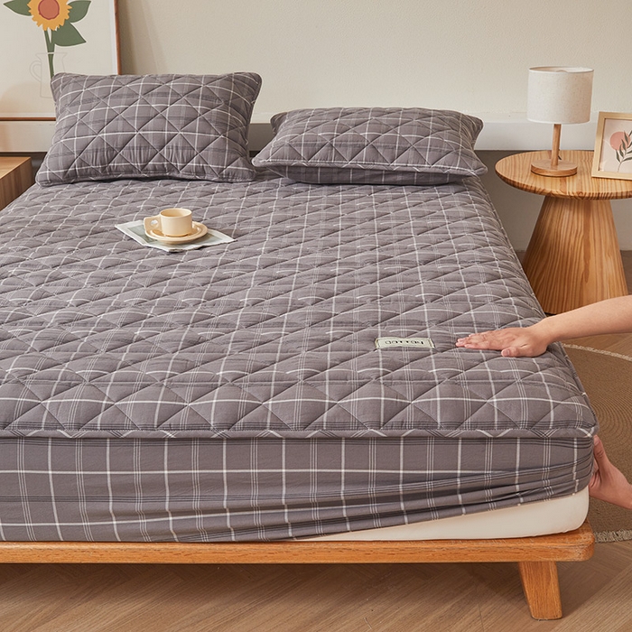 91家纺网 家纺一手货源 找家纺 3C 2024新款全棉水洗棉色织大豆夹棉抗菌床笠 千茉灰