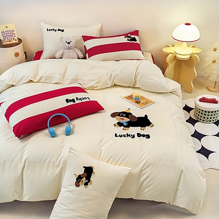 91家纺网 家纺一手货源 找家纺 大境 2024新款毛巾绣全棉纯棉学生三件套四件套 幸运狗-奶油