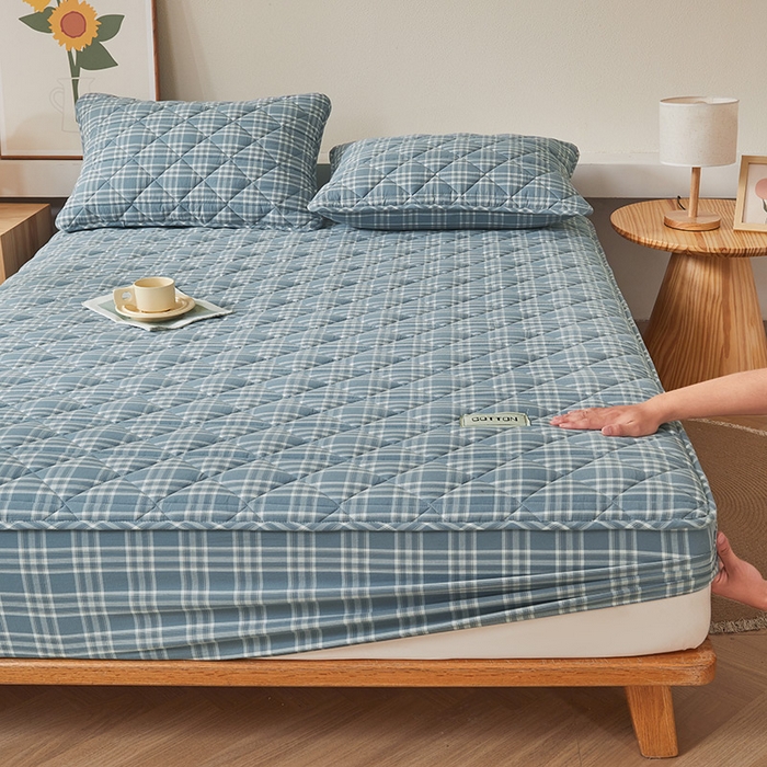 91家纺网 家纺一手货源 找家纺 3C 2024新款全棉水洗棉色织大豆夹棉抗菌床笠 花漾兰灰