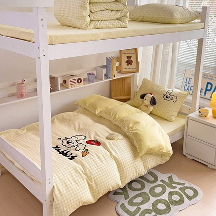 91家纺网 家纺一手货源 找家纺 尤米 2024新款可爱萝卜兔水洗棉毛巾绣四件套 学生床 萝卜兔-嫩黄