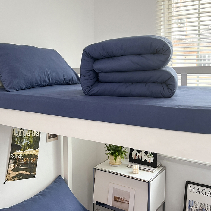 91家纺网 家纺一手货源 找家纺 贝拉梦家纺 2024新款褶皱炒鸡糯纯色水洗棉学生床三件套 浩瀚蓝