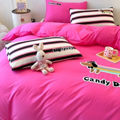 91家纺网 家纺一手货源 找家纺 大境 2024新款毛巾绣全棉纯棉学生三件套四件套 炫彩DOG-红