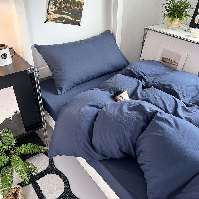 91家纺网 家纺一手货源 找家纺 贝拉梦家纺 2024新款褶皱炒鸡糯纯色水洗棉学生床三件套 浩瀚蓝