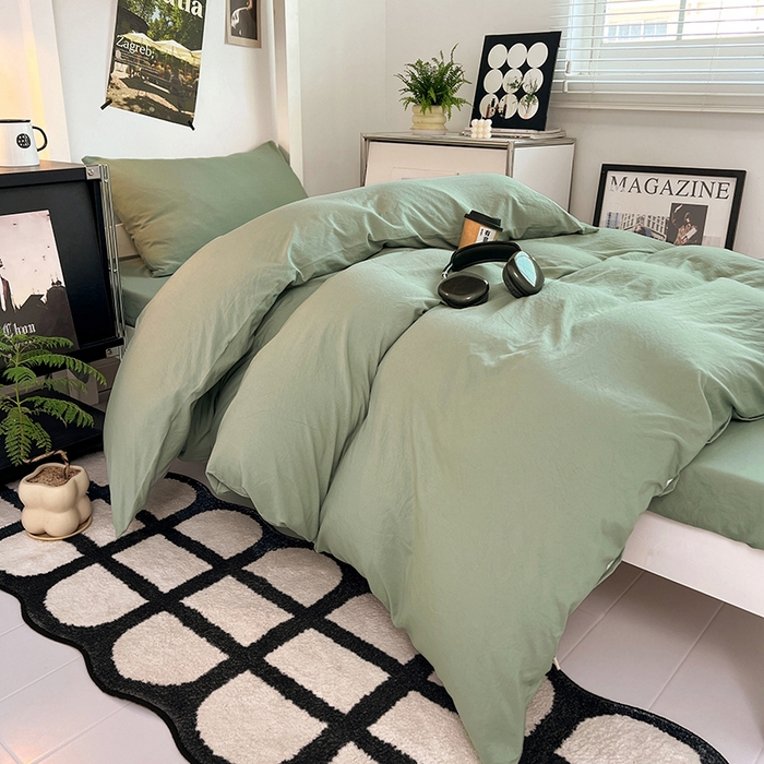 91家纺网 家纺一手货源 找家纺 贝拉梦家纺 2024新款褶皱炒鸡糯纯色水洗棉学生床三件套 庭芜绿