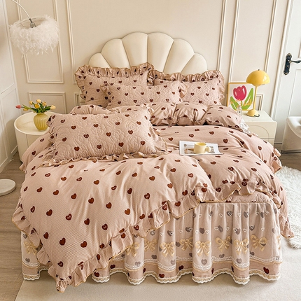 91家纺网 家纺一手货源 找家纺 （总）宜凡家纺 2024新款全棉印花公主风夹棉床裙四件套
