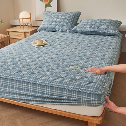 91家纺网 家纺一手货源 找家纺 3C 2024新款全棉水洗棉色织大豆夹棉抗菌床笠 花漾兰灰