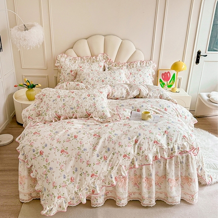 91家纺网 家纺一手货源 找家纺 （总）宜凡家纺 2024新款全棉印花公主风夹棉床裙四件套