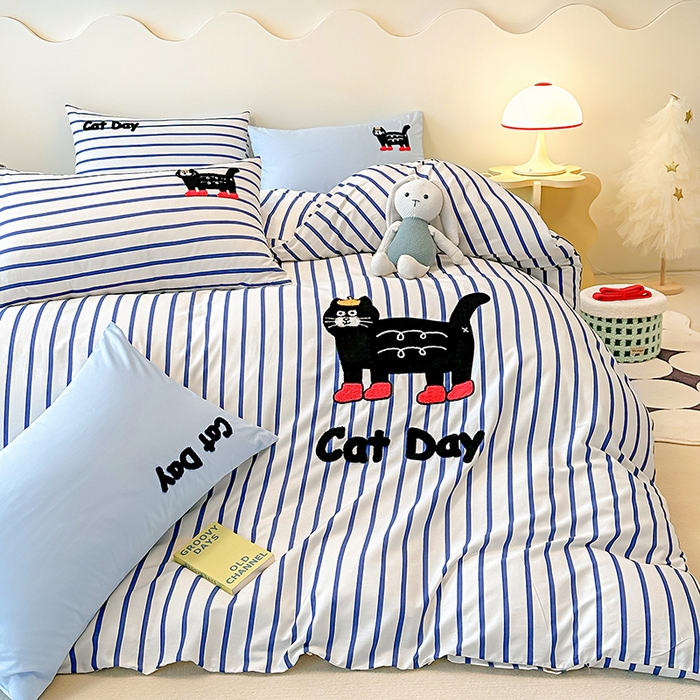 91家纺网 家纺一手货源 找家纺 大境 2024新款毛巾绣全棉纯棉学生三件套四件套 幸运猫-蓝条