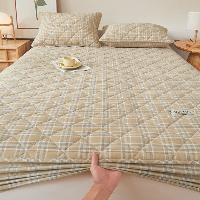 91家纺网 家纺一手货源 找家纺 3C 2024新款全棉水洗棉色织大豆夹棉抗菌床笠 花漾浅卡