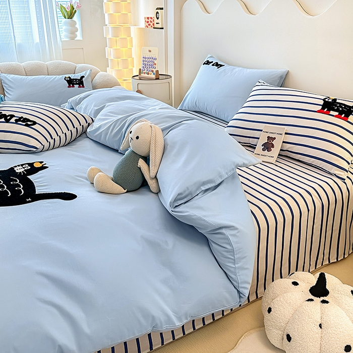 91家纺网 家纺一手货源 找家纺 大境 2024新款毛巾绣全棉纯棉学生三件套四件套 幸运猫-浅蓝