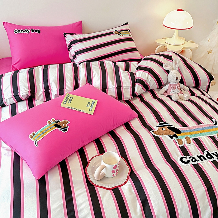 91家纺网 家纺一手货源 找家纺 大境 2024新款毛巾绣全棉纯棉学生三件套四件套 炫彩DOG-彩条