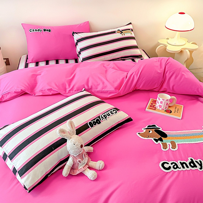 91家纺网 家纺一手货源 找家纺 大境 2024新款毛巾绣全棉纯棉学生三件套四件套 炫彩DOG-红